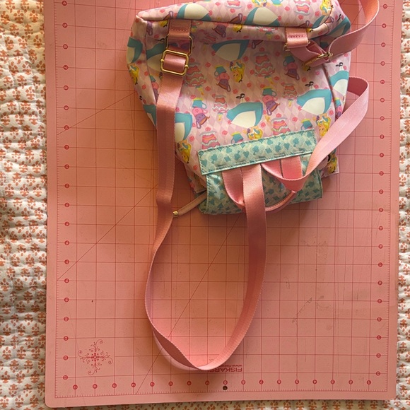 ✅FIRM PRICE✅ Stoney Clover Lane Alice In Wonderland - Picture 13 of 15